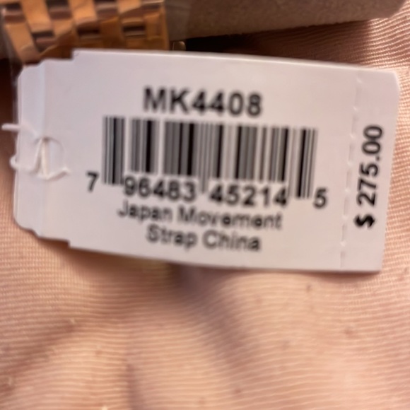 COPY - Michael Kors Watch - Picture 8 of 9